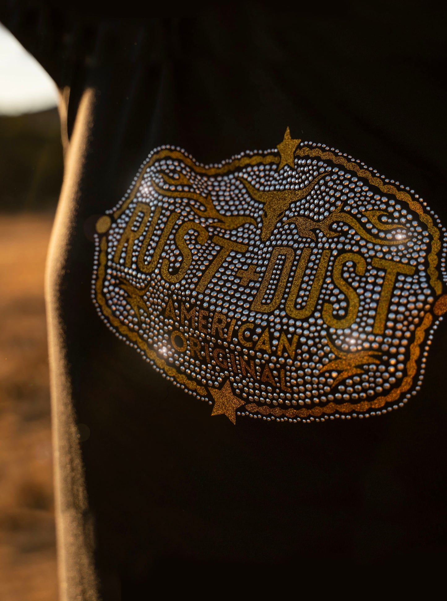 113 BUCKLE T-shirt